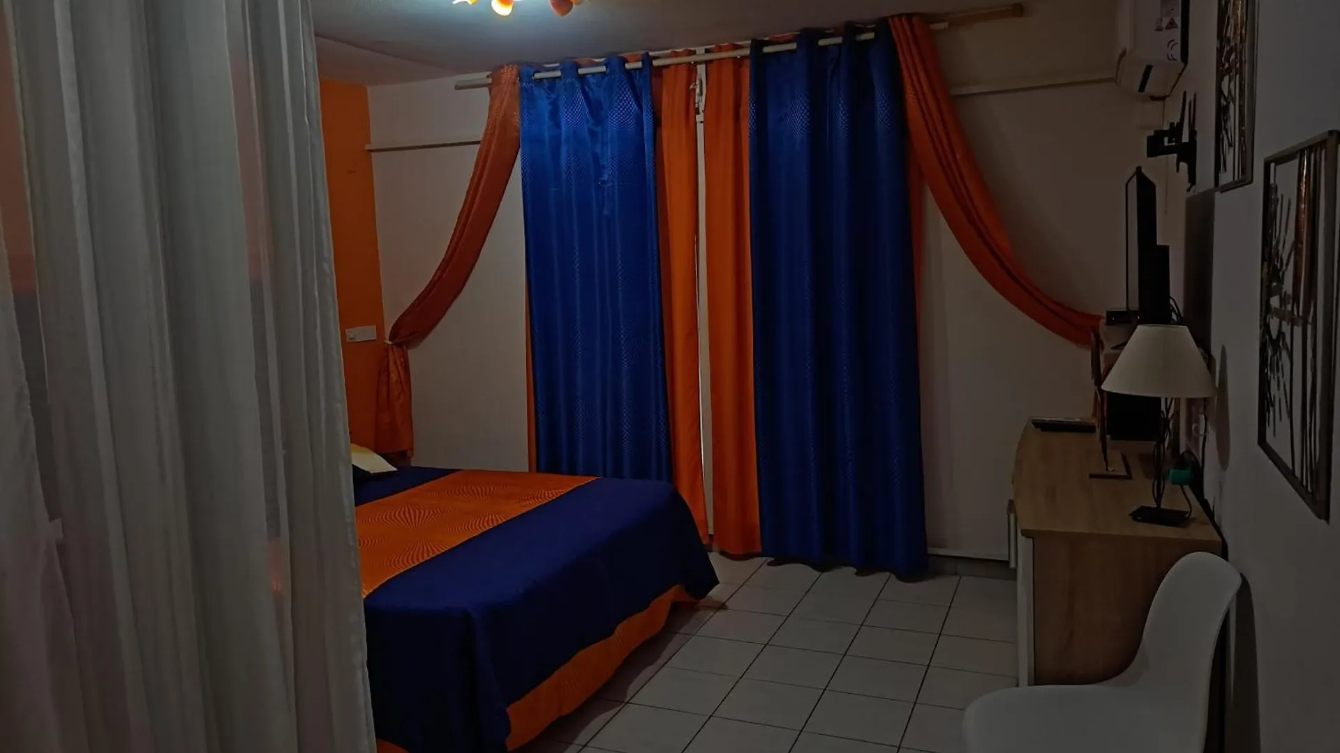 Appartement D'Zil لو جوسيير 0*,  غوادلوب