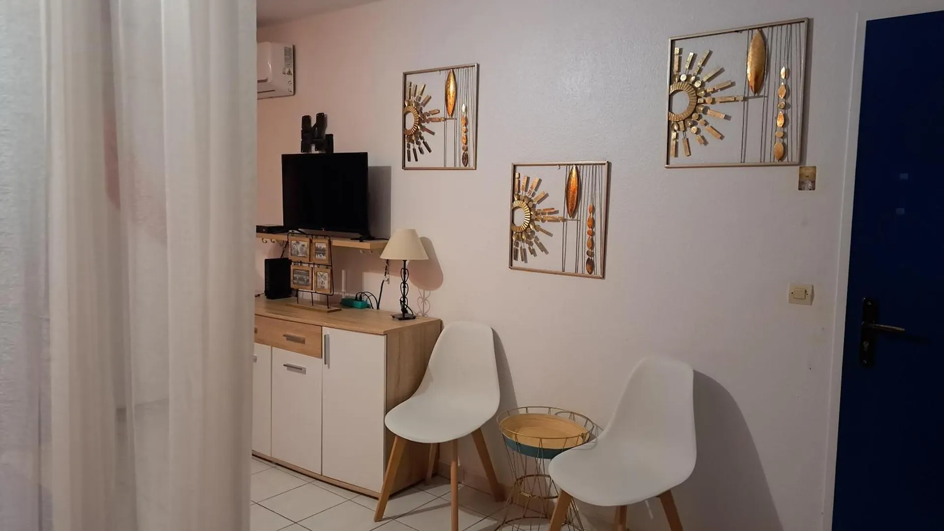 Appartement D'Zil لو جوسيير